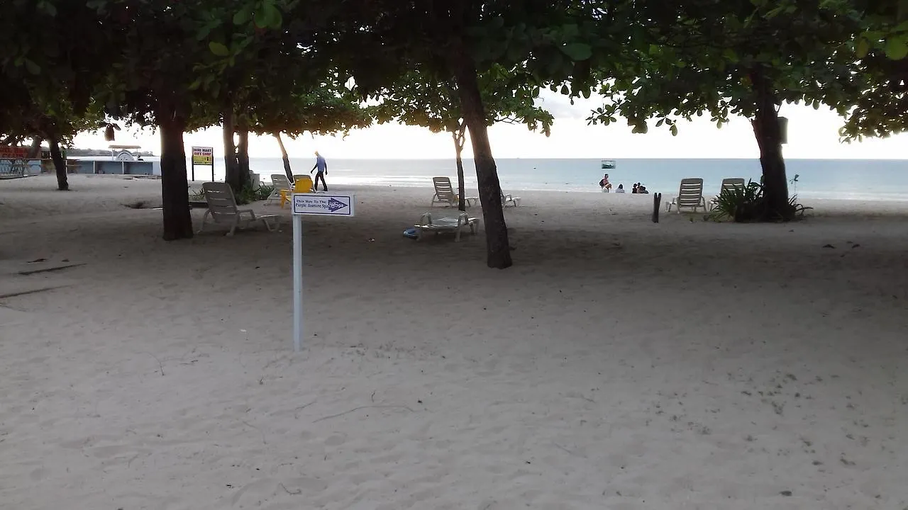 شقة فندقية Negril Beach Club Condos